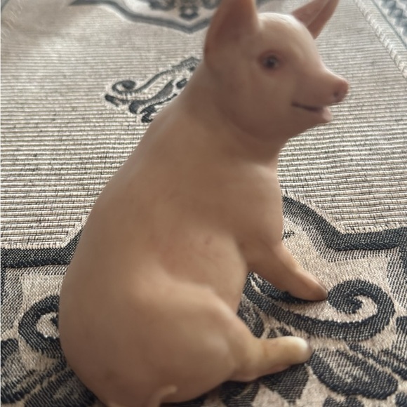 Ainsley Piglet Pink Pig Fine Porcelain Figure Signed - Picture 5 of 6